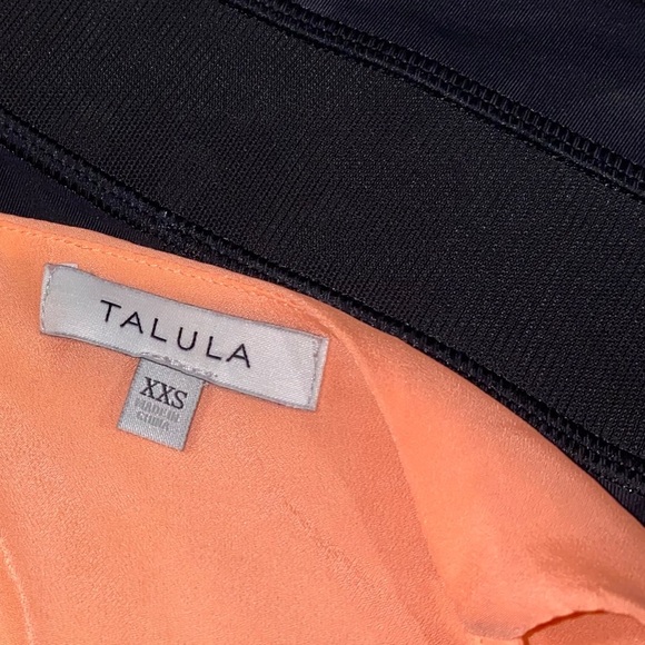 Talula Aritzia Coral Top 17”PTP - Picture 3 of 3